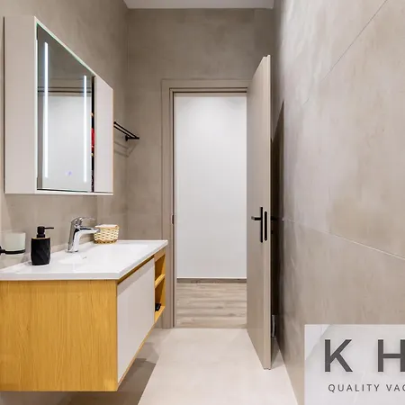 Apartamento Corner Near Deboset Bridge *